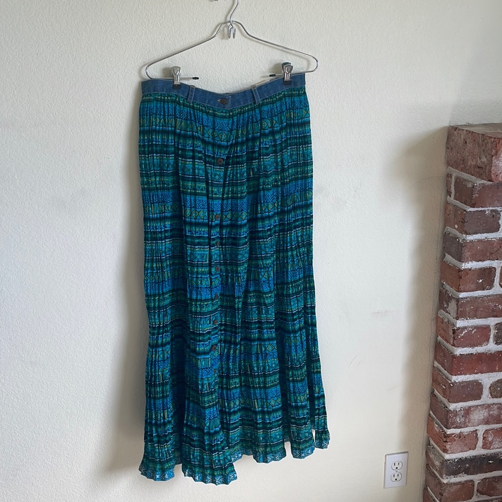 Long skirt